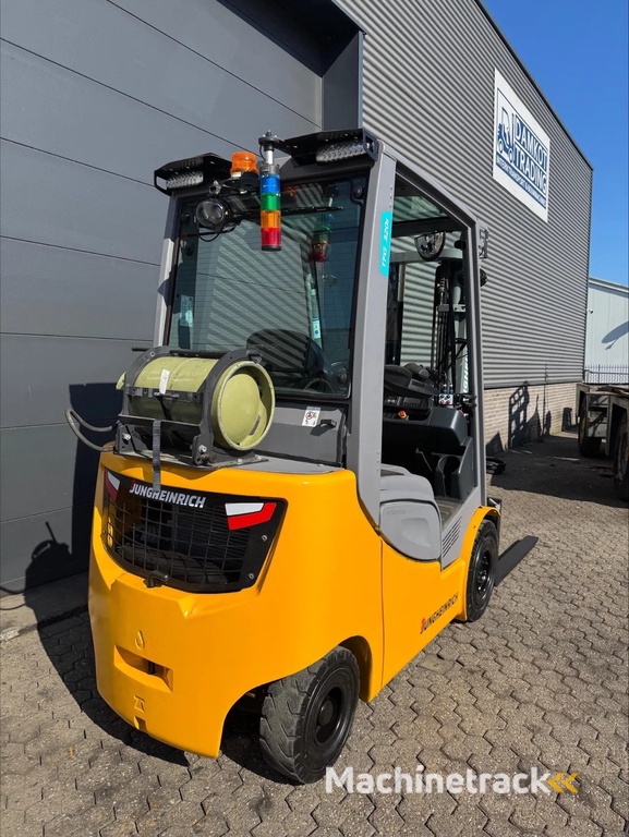 Jungheinrich TFG 320s 2 ton LPG heftruck