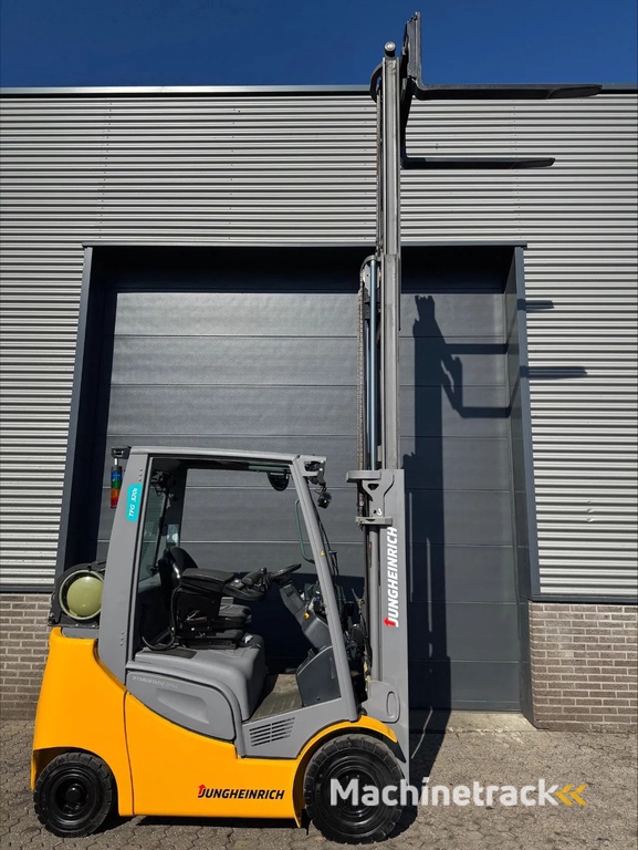 Jungheinrich TFG 320s 2 ton LPG heftruck