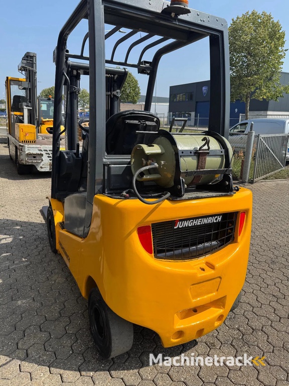 Jungheinrich Tfg320 2 ton LPG heftruck