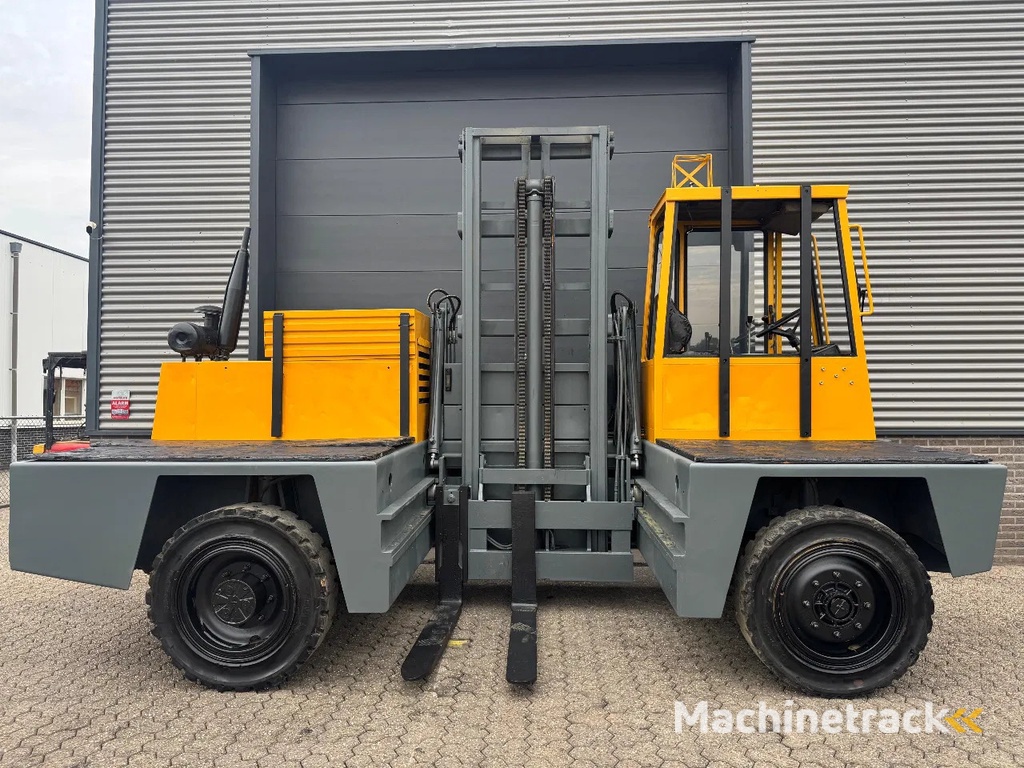 Baumann AS40/12/45 4 ton Diesel Zijlader