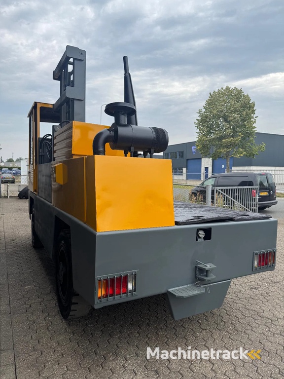 Baumann AS40/12/45 4 ton Diesel Zijlader