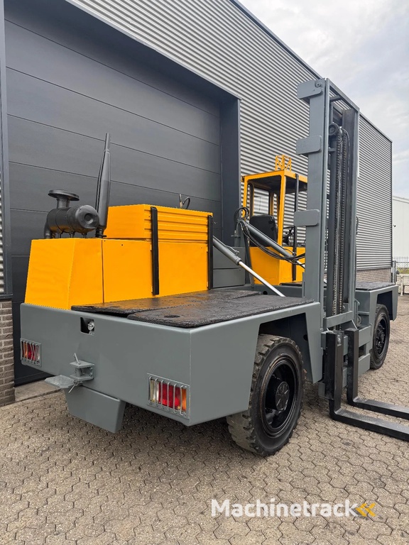 Baumann AS40/12/45 4 ton Diesel Zijlader