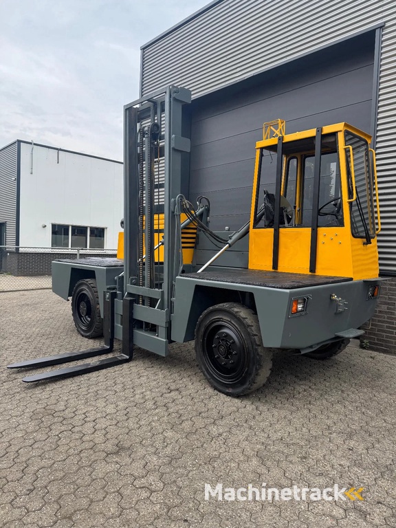 Baumann AS40/12/45 4 ton Diesel Zijlader