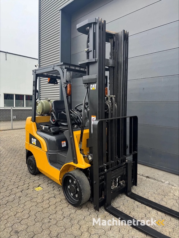 Caterpillar 2C5000 2,5 ton LPG heftruck