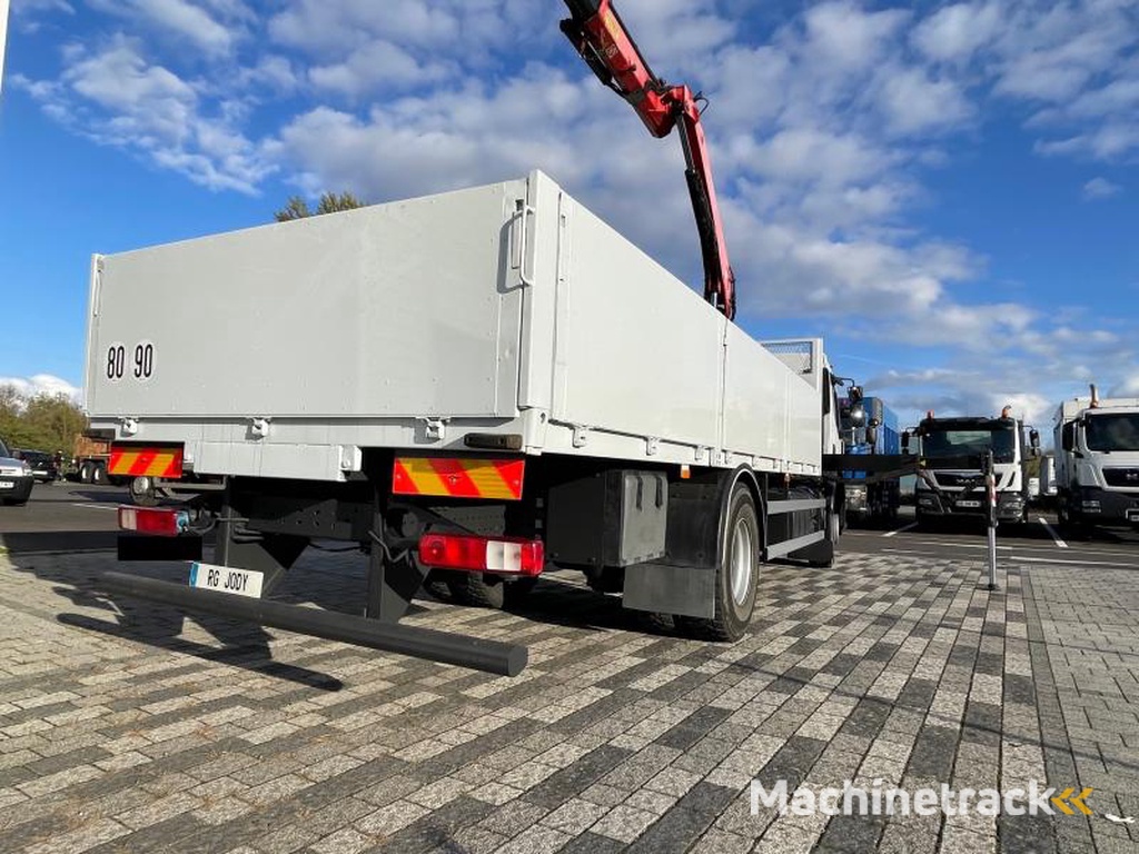 Renault Premium-Lander