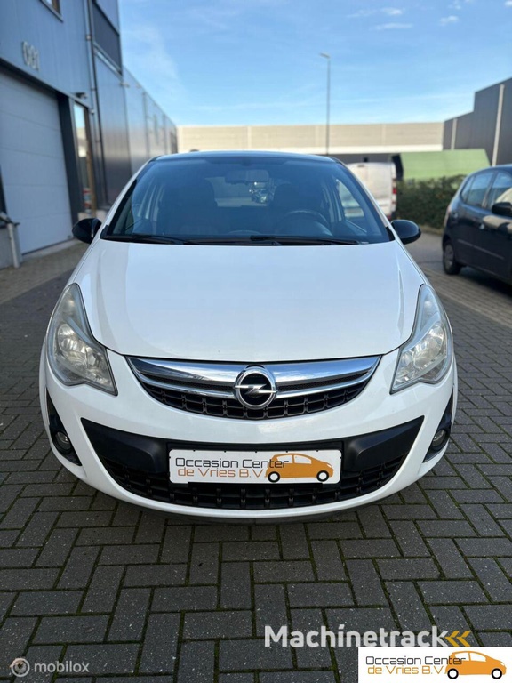 Opel Corsa 1.4-16V Color Edition AircoElektrPakketBluetooth