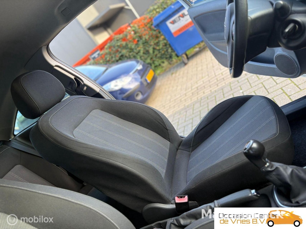 Opel Corsa 1.4-16V Color Edition AircoElektrPakketBluetooth