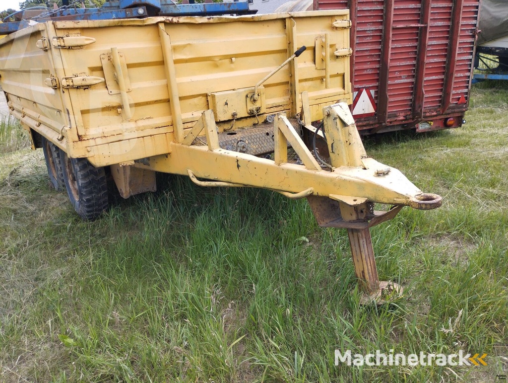 Moelven NM51 dump trailer