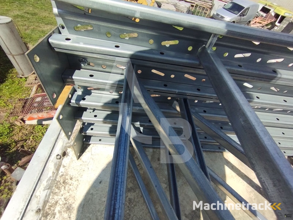 Pallet racks (Palečių lentynos) warehouse shelving