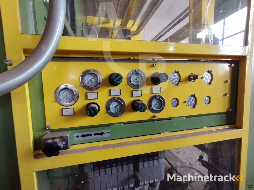 B&C Macchine Automatiche weighing packaging machine