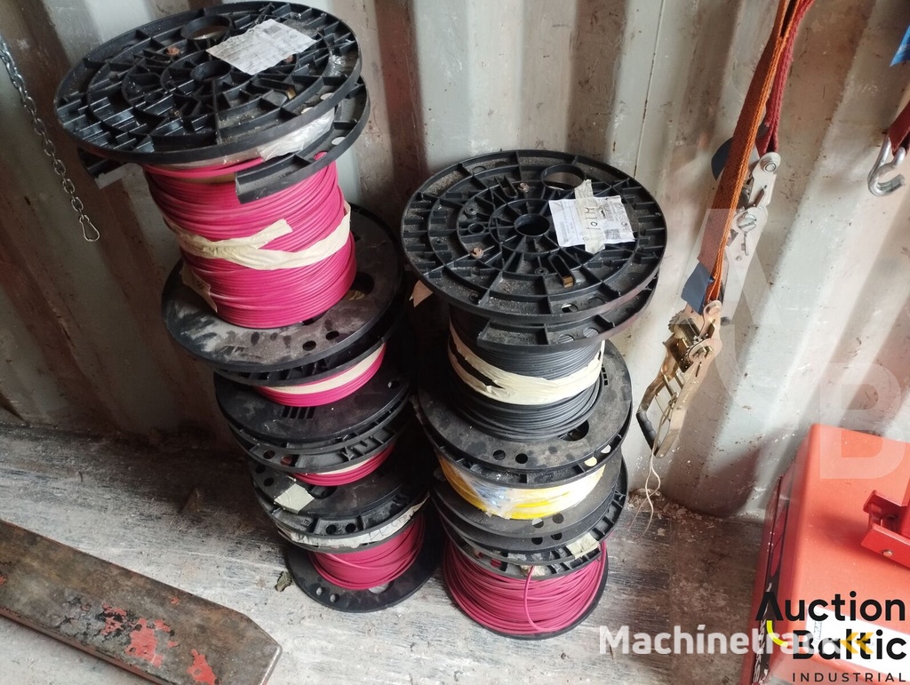 CommScope OM4 optical cables (OM4 optiniai kabeliai) electrical accessories