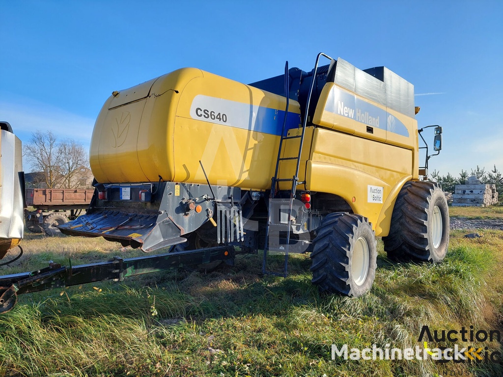 New Holland CS 640