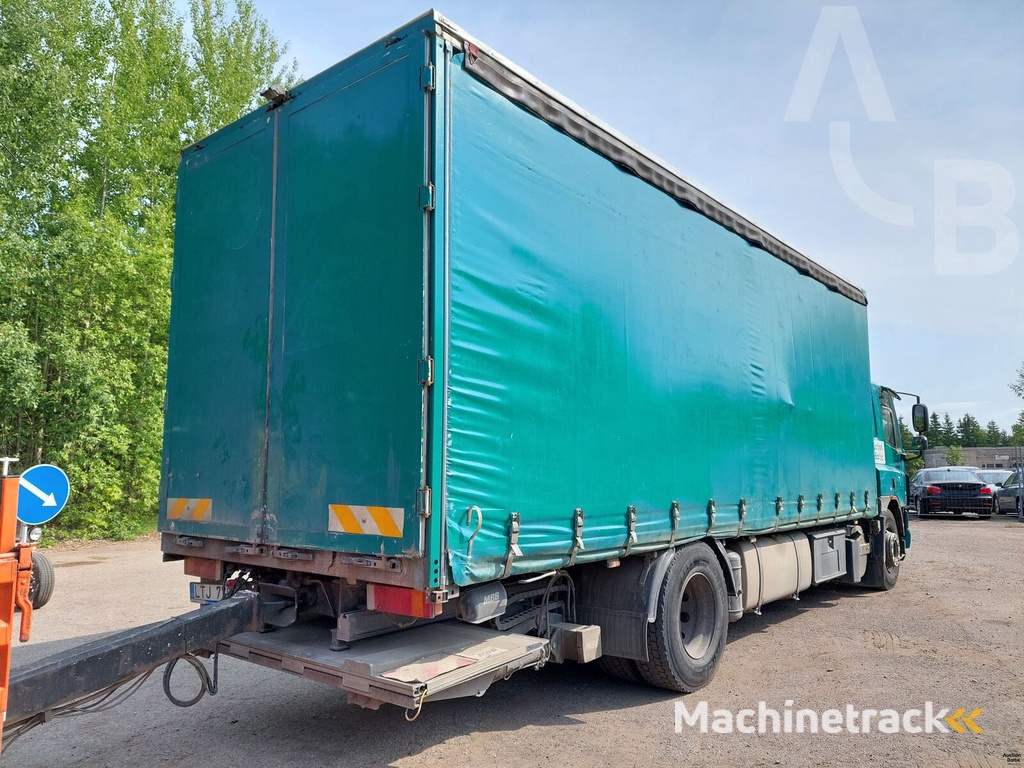 DAF FA75CF.310U curtainsider truck