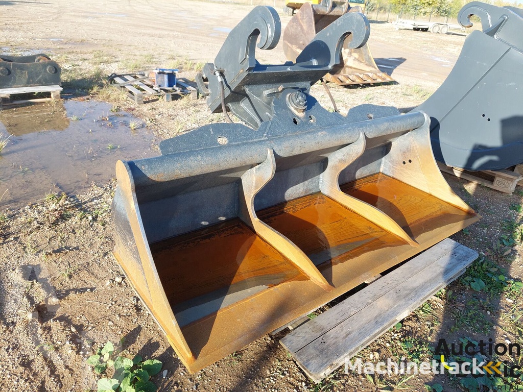 excavator bucket