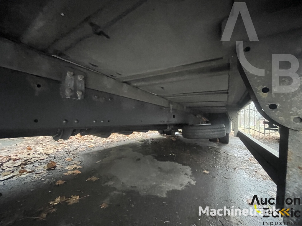 MAN TGL12.250BL tilt truck