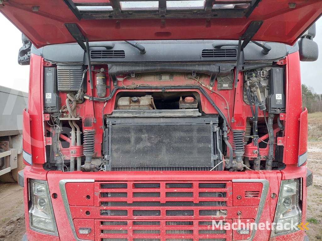 Volvo FH 16 6X4 dump truck