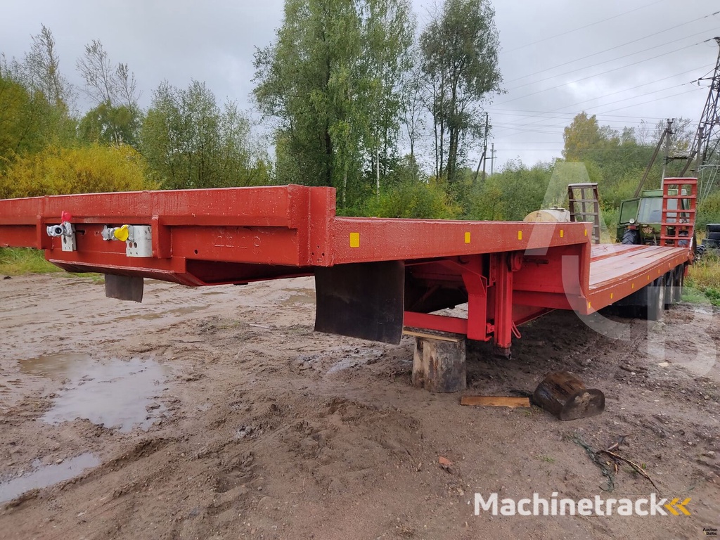 Overlander TRI36 low bed semi-trailer