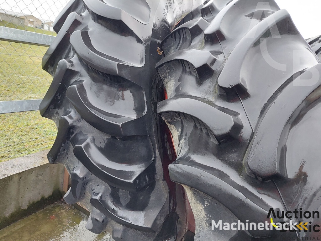 Fendt wheel duplicating kit (Fendt ratų dubliavimo komplektas)