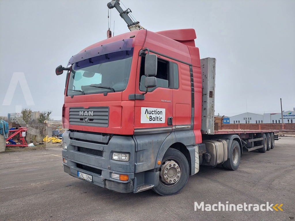 MAN TGA18.440 truck tractor