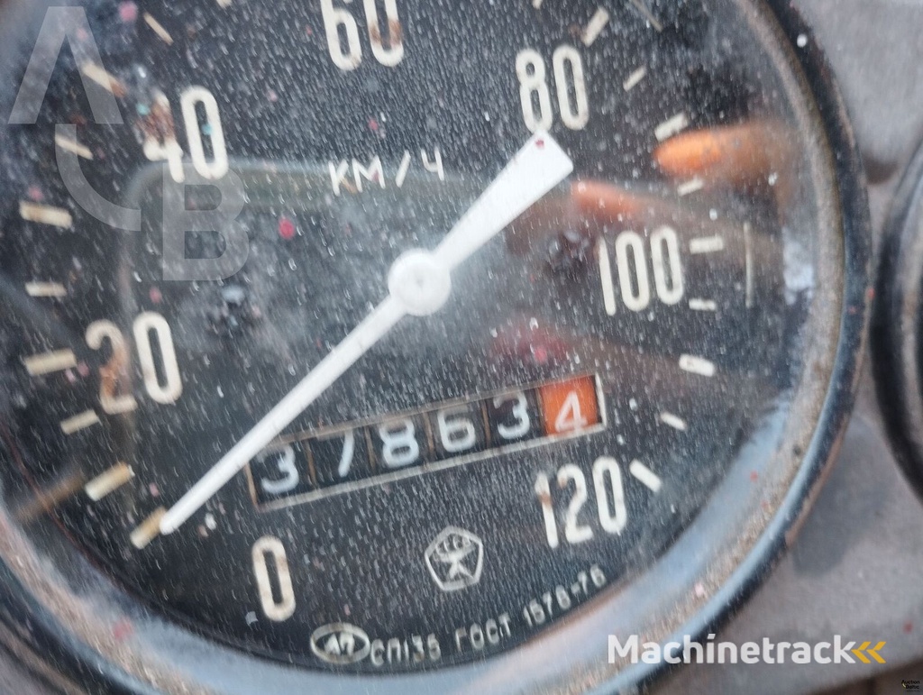 GAZ  66 drilling crane machine