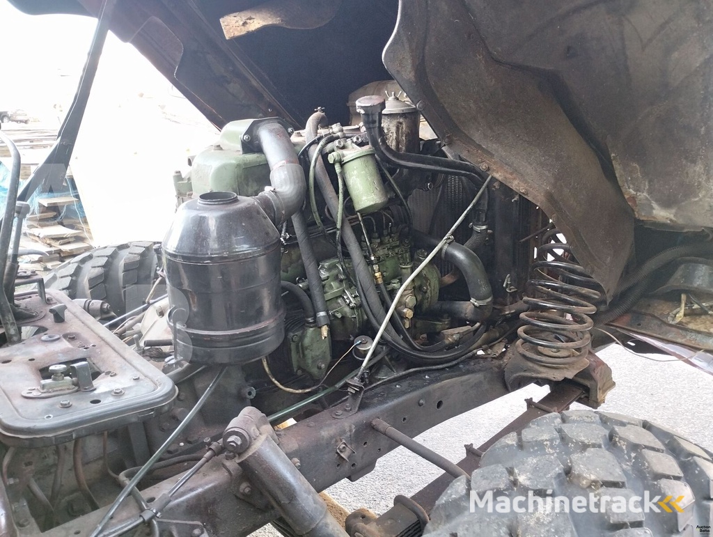 GAZ  66 drilling crane machine