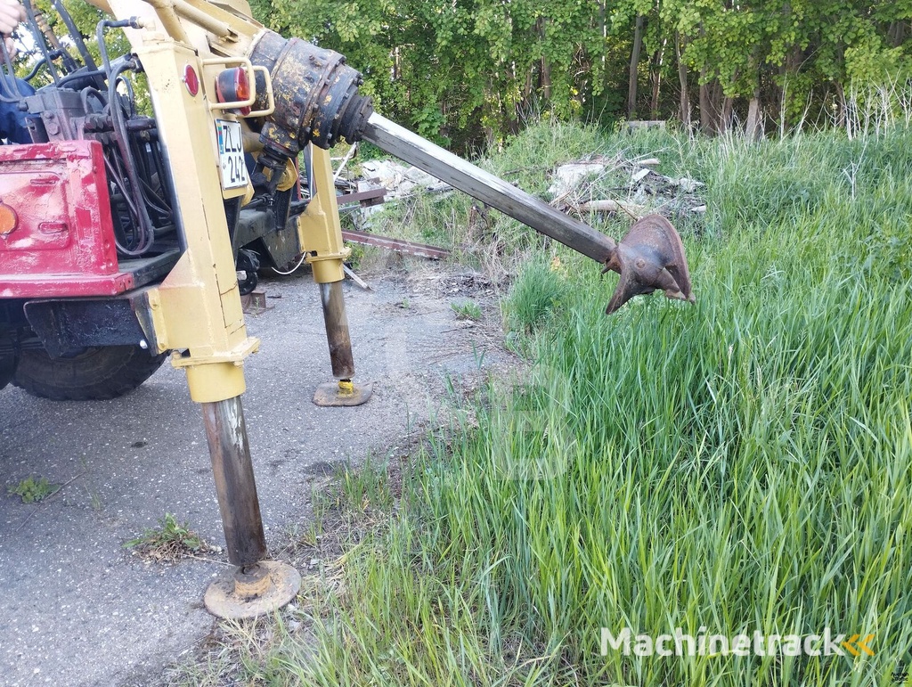 GAZ  66 drilling crane machine