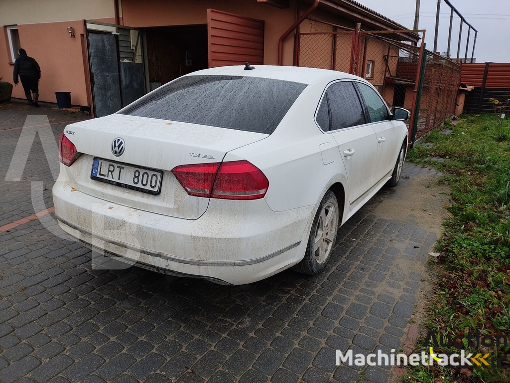 Volkswagen Passat SEL