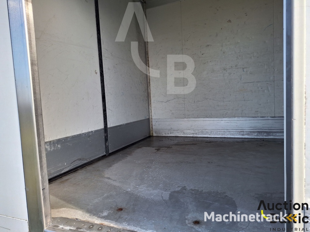 Renault Midlum 240.18 box truck