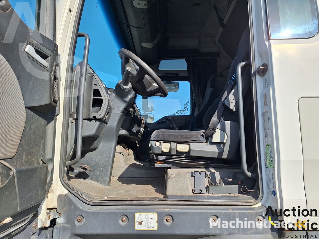 MAN 18.430 truck tractor