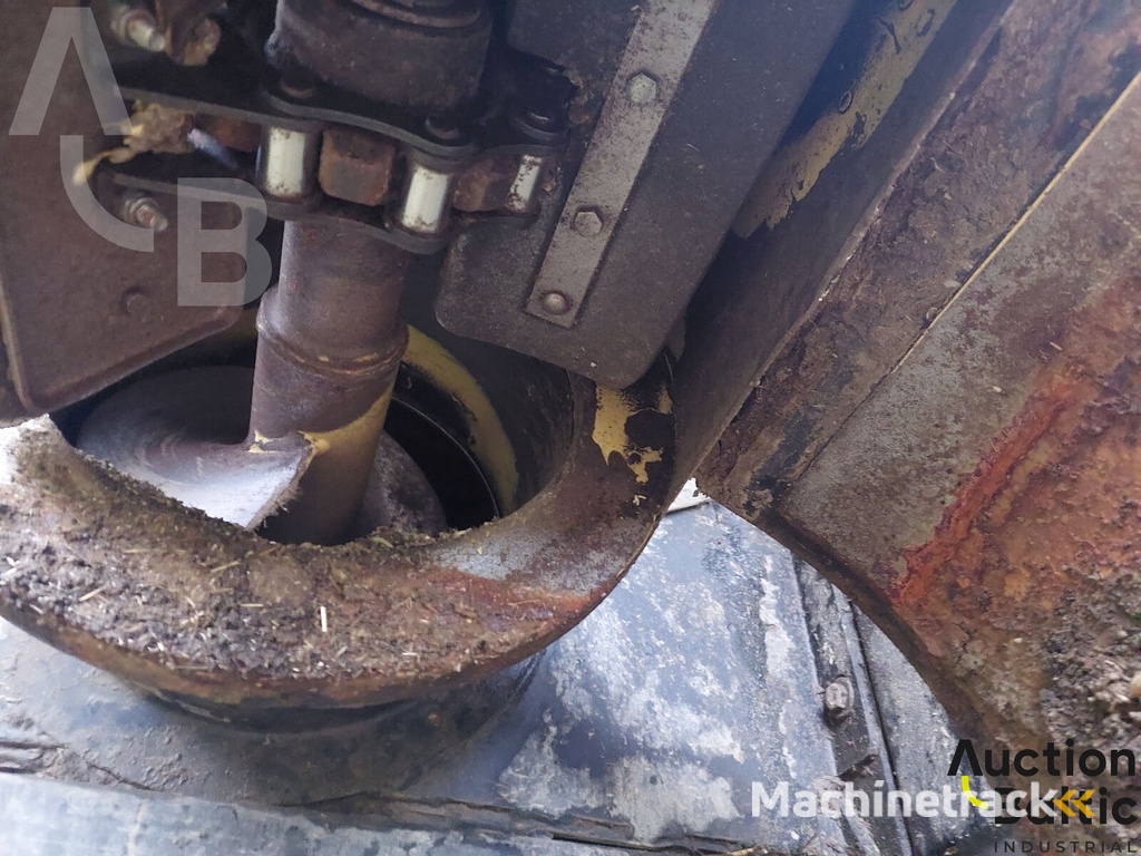 Rostselmash RSM-161 grain harvester