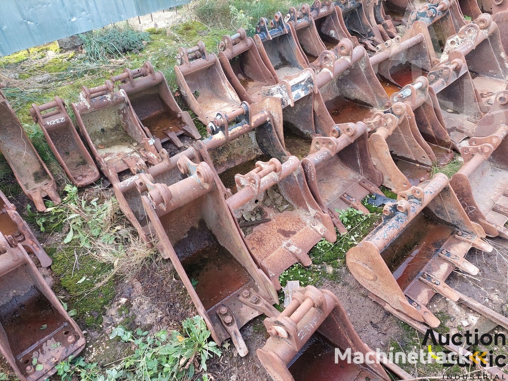 Buckets 72 units (Kaušai 72 vnt.)