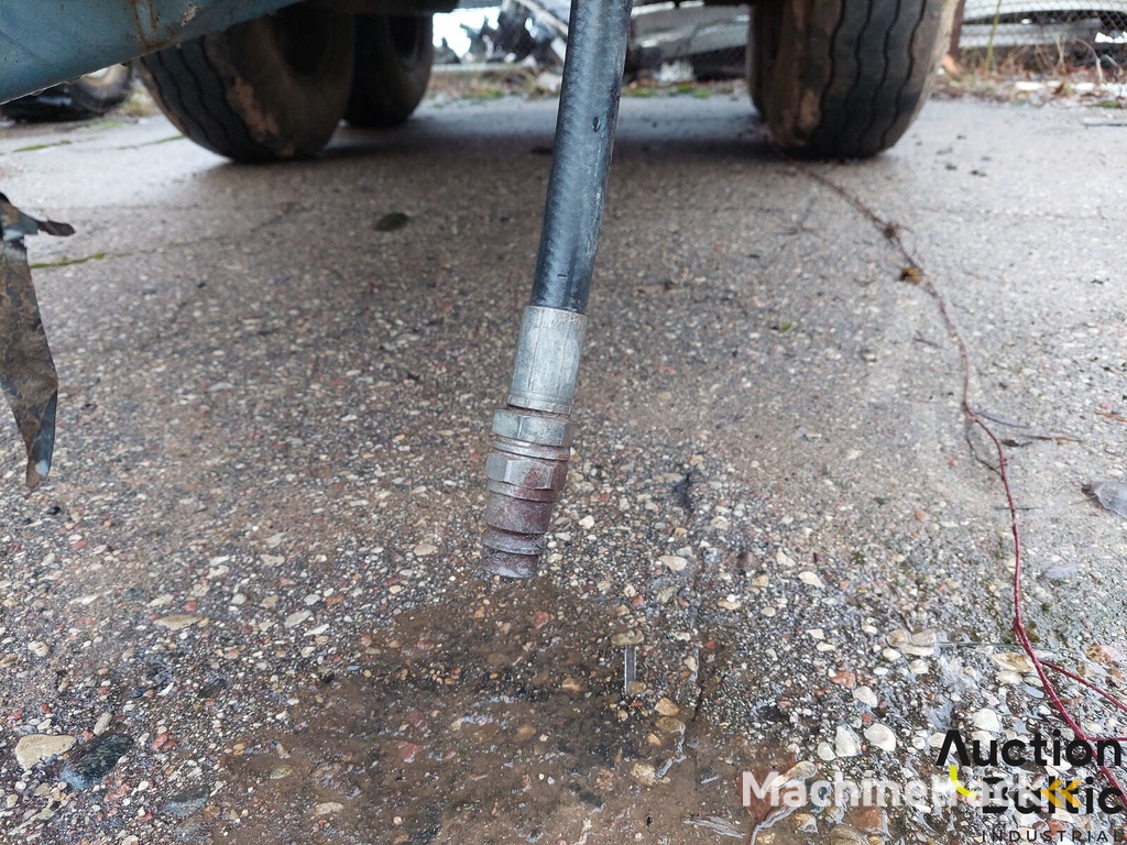 Tipper trailer (Savivartė priekaba)