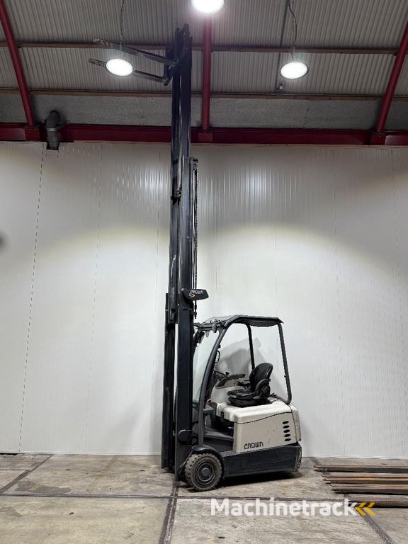 Crown SC5320 Triplex 1044UUR!!! Sideshift Freelift 2014 HL1118