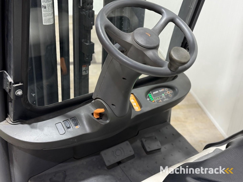 Crown SC5320 Triplex 1044UUR!!! Sideshift Freelift 2014 HL1118