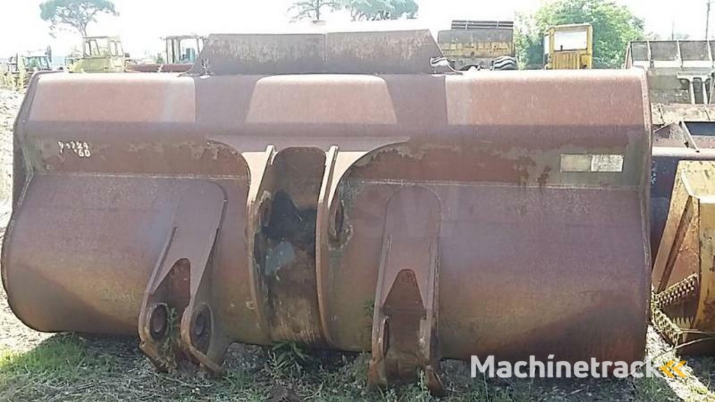 Volvo Godet-à-lame-L150E