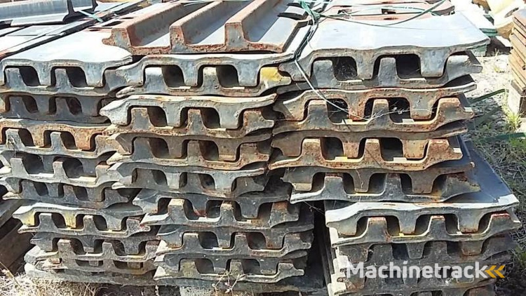 Caterpillar Tuiles-neuves-328D-