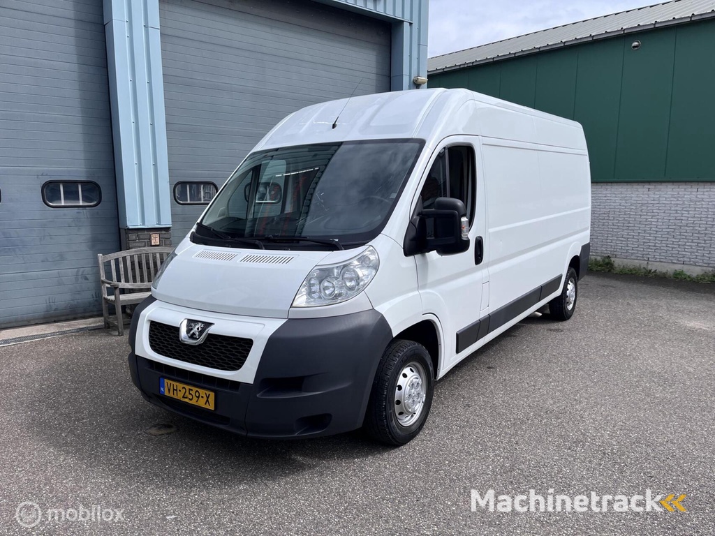 Peugeot Boxer 335 3.0 HDI  !77 PK L3H2 Airco Trekhaak