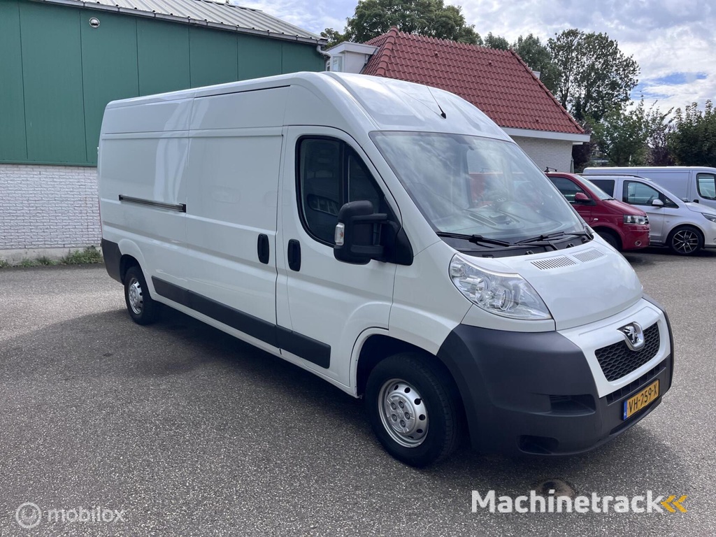 Peugeot Boxer 335 3.0 HDI  !77 PK L3H2 Airco Trekhaak