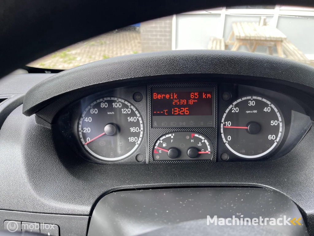 Peugeot Boxer 335 3.0 HDI  !77 PK L3H2 Airco Trekhaak