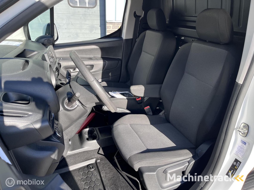 Opel Combo 1.5D LANG  Edition 2 x schuifdeur Laadruimte inrichting