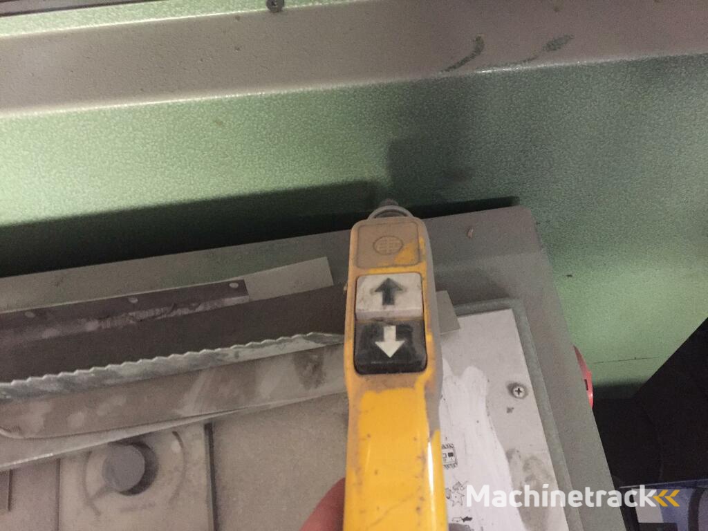 Kolbus SU 57 stofomslag / boekomslagmachine