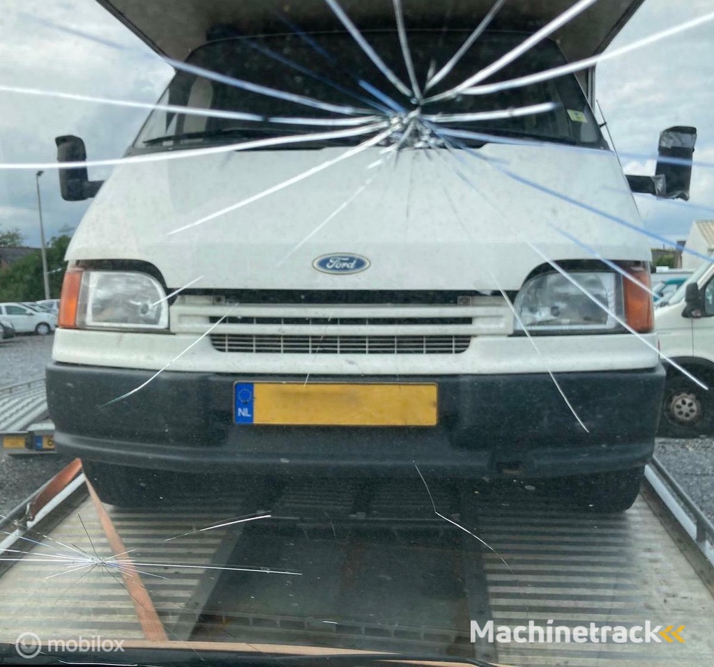 Volkswagen Transporter 2.5 TDI LANG 340 MOTOR DEFEKT