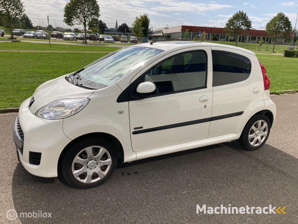 Peugeot 107 1.0-12V 5-DEURS AIRCO EURO 5