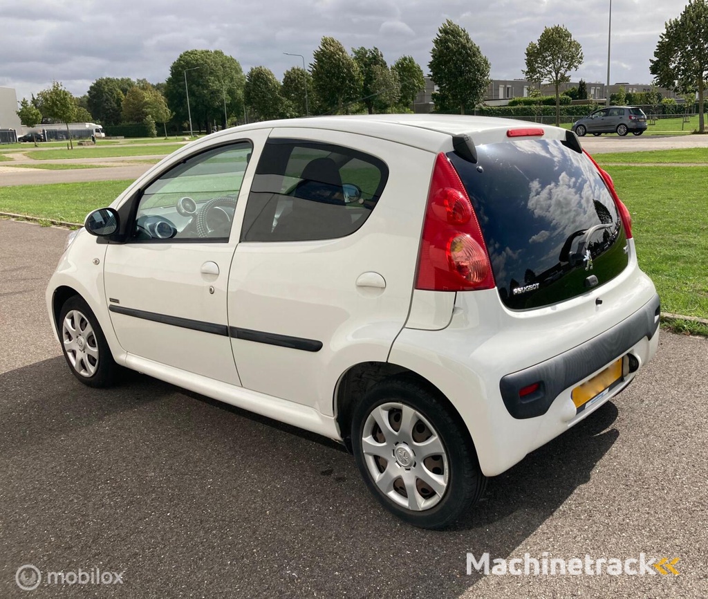 Peugeot 107 1.0-12V 5-DEURS AIRCO EURO 5