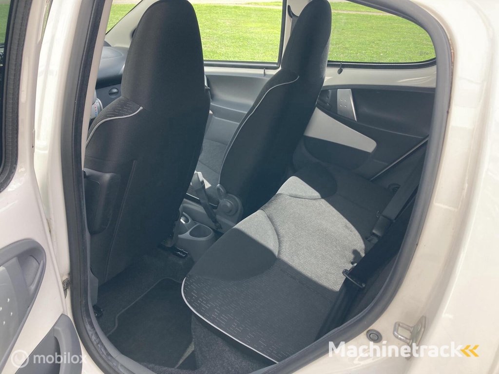 Peugeot 107 1.0-12V 5-DEURS AIRCO EURO 5
