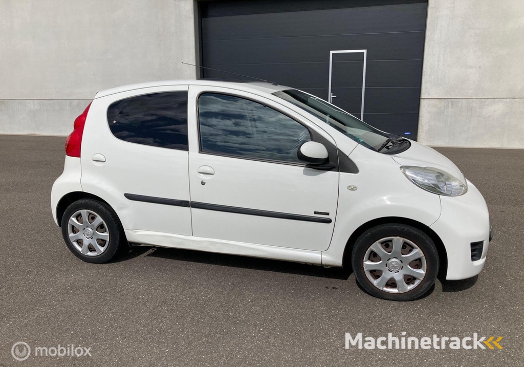 Peugeot 107 1.0-12V 5-DEURS AIRCO EURO 5