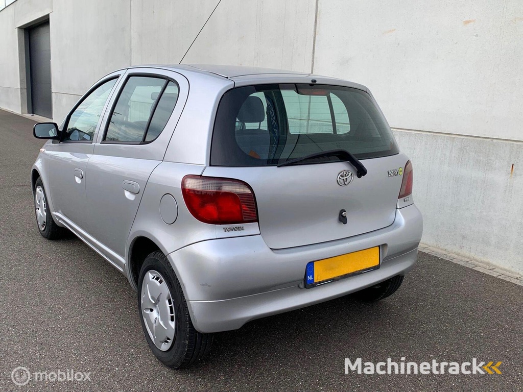 Toyota Yaris 1.3 16V VVT-i 5-DEURS AIRCO DEALER ONDERHOUDEN