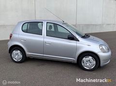 toyota-yaris-1.3-16v-vvt-i-5-deurs-airco-dealer-onderhouden