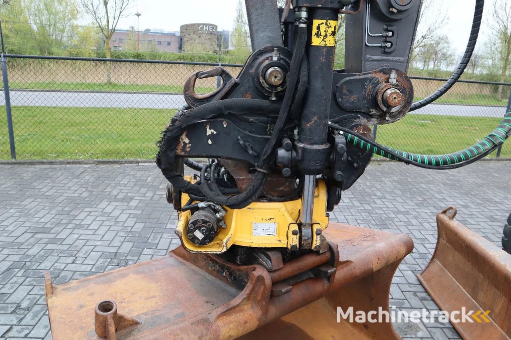 Volvo EWR 150 E | ROTOTILT | BUCKET | TRAILER HYDR