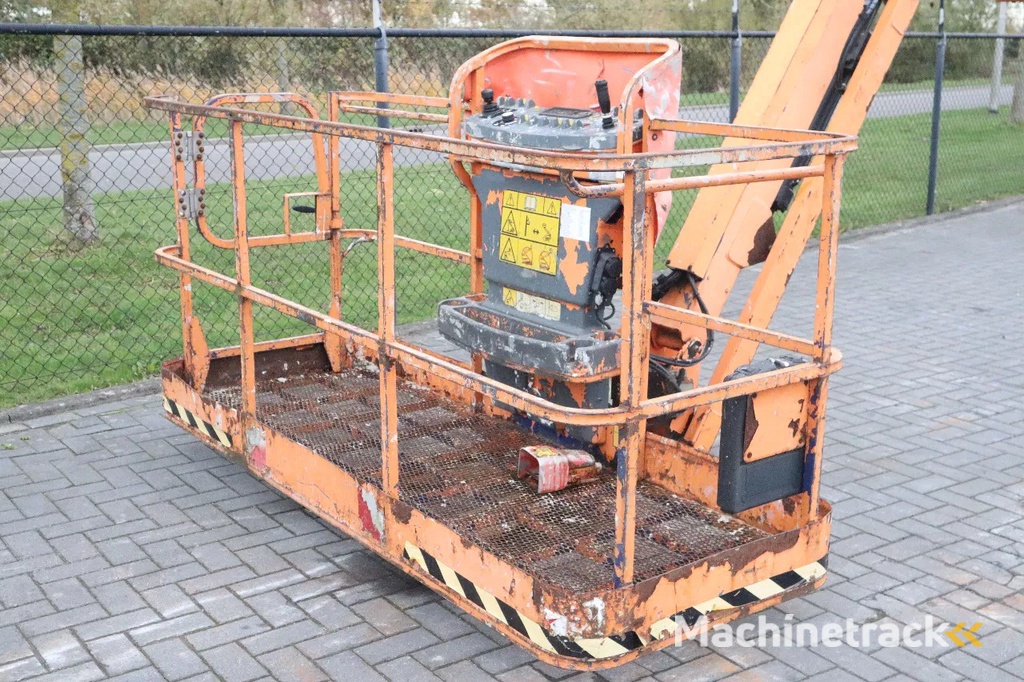 JLG 860 SJ | 28 METER | 230 KG